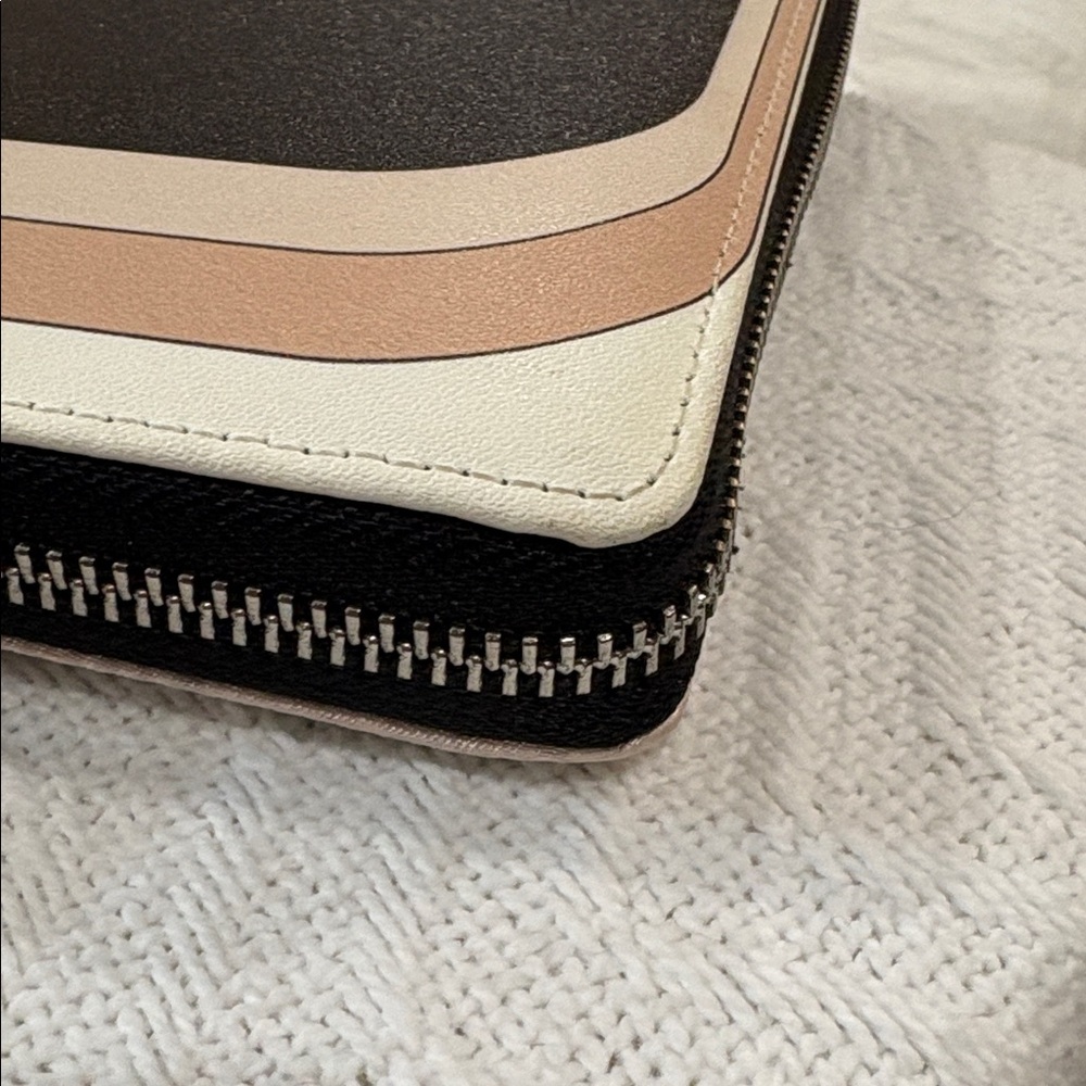 Cromia Rhinestone Wallet - Picture 12 of 13